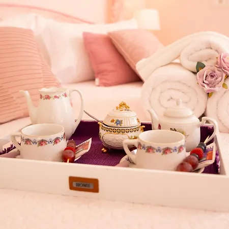 Tinmar Barbie House Holiday home